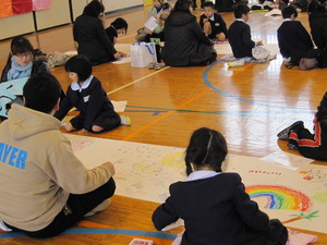 鹿児島市皇徳寺台宮川小学校 親子のカラーワークお礼