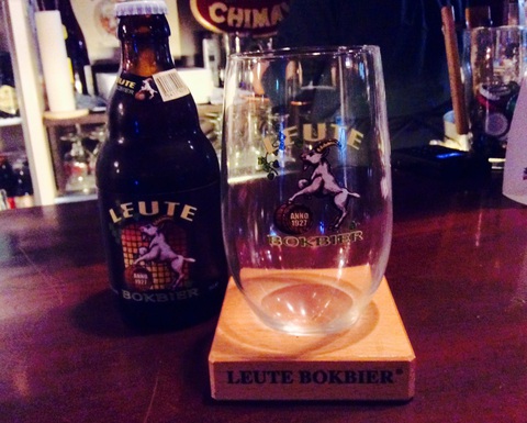 LEUTE BOKBIER 生暖かい グラス ベルギービール クラフトビール ルートボック