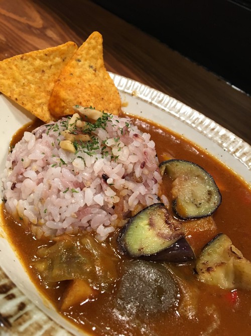 明日はカレーあります！