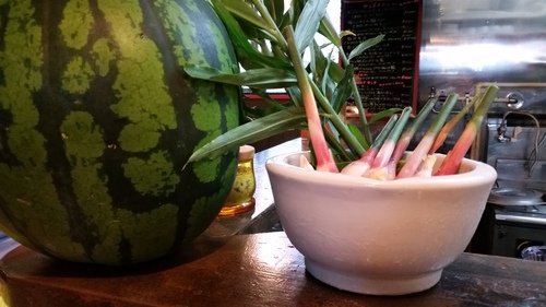 鯨月。 鯨月。