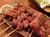 夜桜後の焼き鳥。 2016/04/06 23:09:45