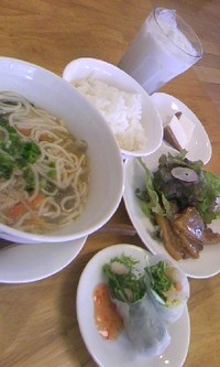ただ今のランチ