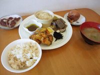 お肉も卵も牛乳も使わない、身体に優しいランチ