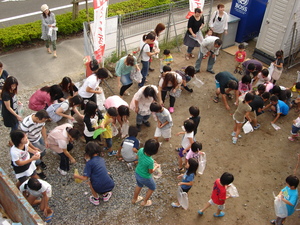 ☆出水市で、餅まきを行いました!!