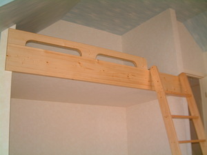 子供部屋にロフトはいかがでしょうか!!
