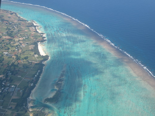 与論島の透き通ったキレイな海♪