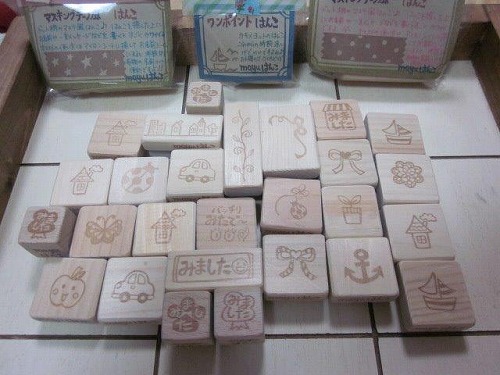 出店者のご紹介【はんこ de クインテット】