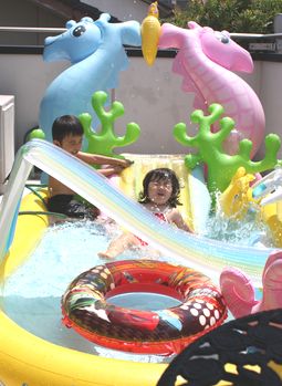 お家プール