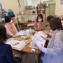 鹿児島市カフェ尊でのカラーセラピー