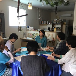 色彩心理「青」が心地よく感じるのは? 色彩心理「青」が心地よく感じるのは?