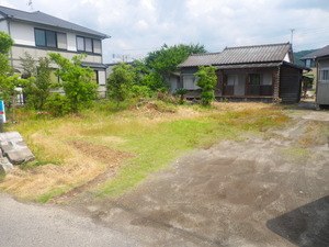 加治木町古家付き売り土地がでました。