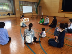 今年も谷山北公民館での「親子でenjoy English!」実習 今年も谷山北公民館での「親子でenjoy English!」実習