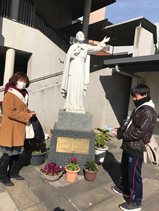 日本の文化 校外研修(ザビエル教会、照国神社、西本願寺別院) 日本の文化 校外研修(ザビエル教会、照国神社、西本願寺別院)