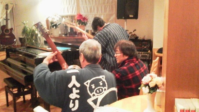 時代遅れ♪ 時代遅れ♪