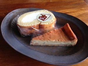 チーズケーキ。