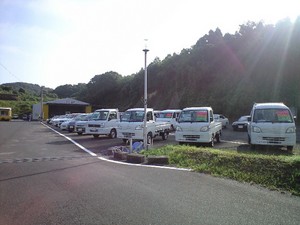 クルマ展示場