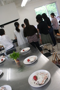 明日料理教室です。
