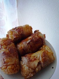 肉巻きおにぎり。