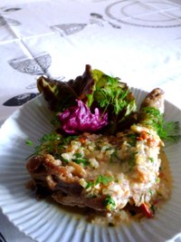 チキンのサワークリームソース。