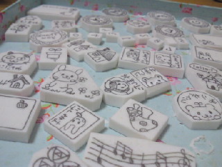 はんこ作りに燃えてます