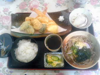 柳家さんでお蕎麦♪　[大崎町]