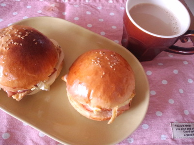 *朝食*