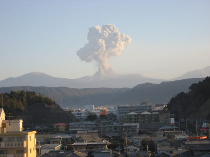 今朝の爆発・新燃岳
