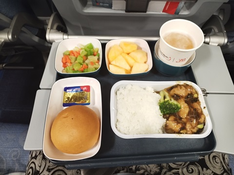 中国国際航空の機内食・北京からバンコク間（E）