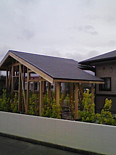 小さいものと、屋根完成～