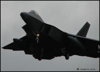 Ｆ－２２が飛んできた。