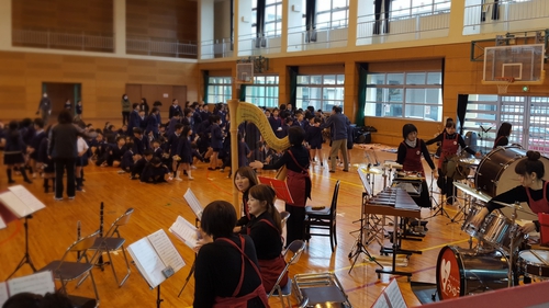盈進小学校 鑑賞教室 盈進小学校 鑑賞教室