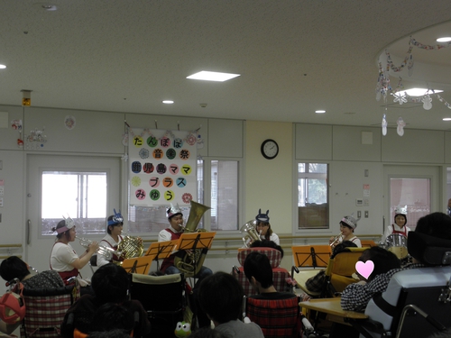 やまびこ医療福祉センター 音楽会(11/12) やまびこ医療福祉センター 音楽会(11/12)
