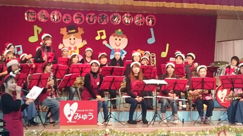♪はなぶさ幼稚園クリスマスコンサート♪ ♪はなぶさ幼稚園クリスマスコンサート♪