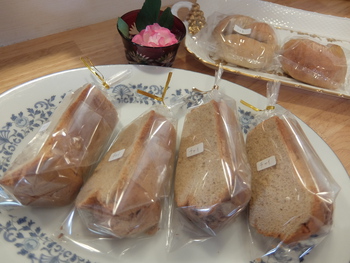 本日のシフォンとベーグル♪