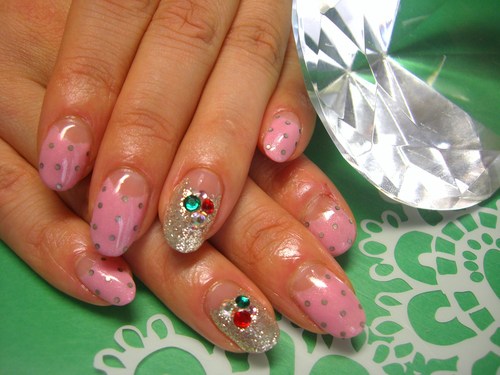 ワンポイント☆XmasカラーストーンNail