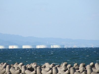 春の海