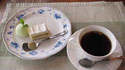 降り続く