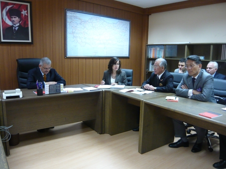 11月24日ユルドゥム運輸通信大臣との会談