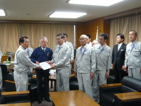 福島県大熊町議会より要望を受けました