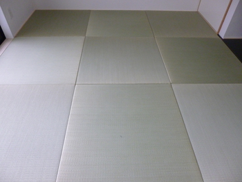 完成見学会　たくさんの方に来ていただきました。