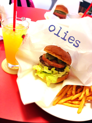 70*バーガーショップ olies