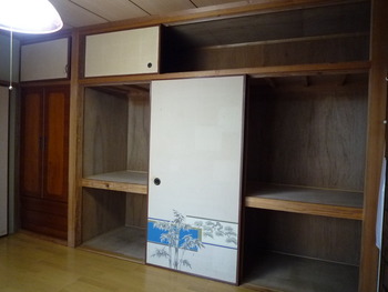 Ｓ邸の押入れをリフォームしました。