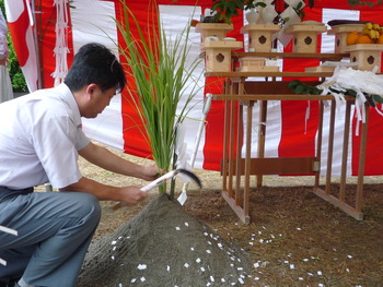 平佐町のＮ邸　地鎮祭が　今日行われました。