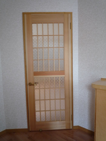 Ｎ邸の建具をご覧ください