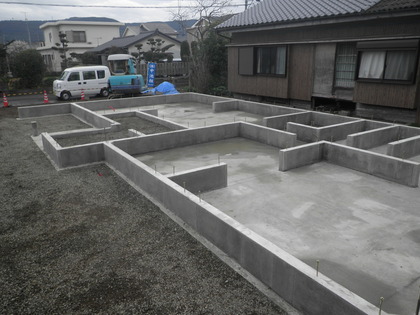 Ｌ型コン 基礎工事