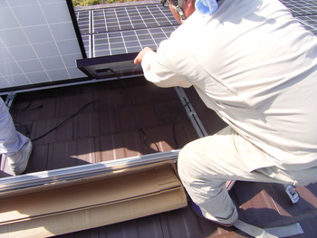 T邸　太陽光発電設置施工　状況です
