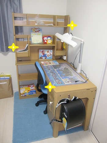 ついに来ました・・・海くんの机が!!