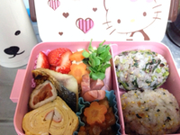 お弁当と、ニャンちゃん首輪ღゝ◡╹)ノ♡