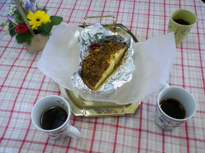 マッキーの手作りケーキとコーヒーでまったり