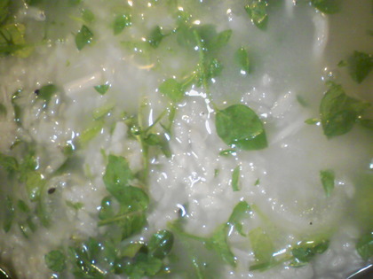 早く食べなさいっ!